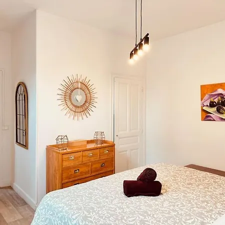 Apartment L'escale Gare - Parking, Machine A Laver & Wi-fi Sainte-Savine